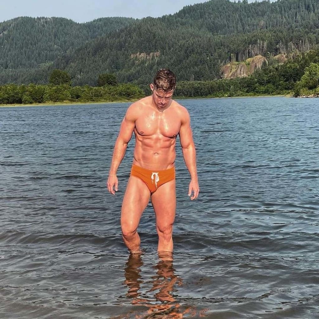 2xist Briefs Review