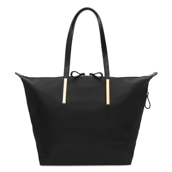 Caraa Sport Studio Tote Nylon Medium Review