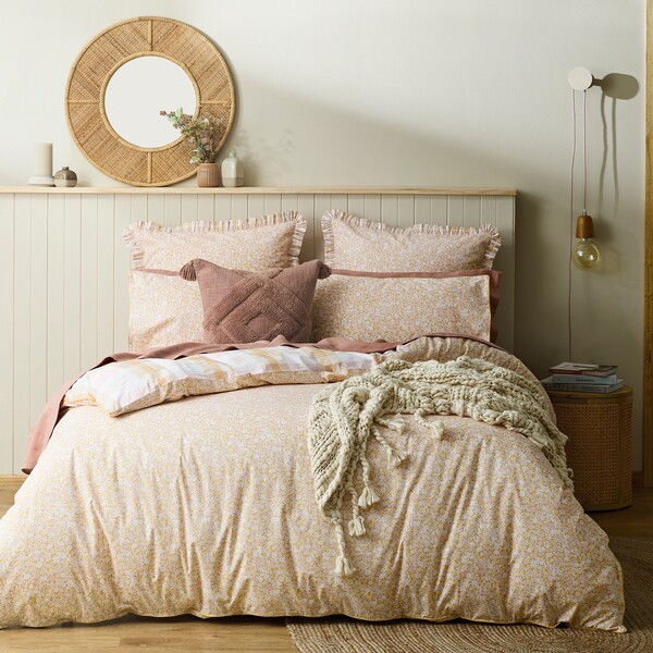 Bed Bath and Table Review