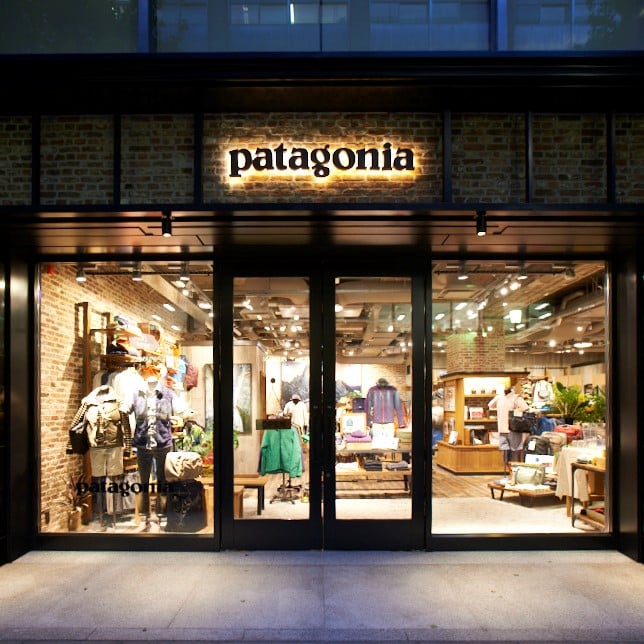 Stores Similar to H&M for Fashionable and Affordable Clothing 10 Stores Similar to H&M for Fashionable and Affordable Clothing