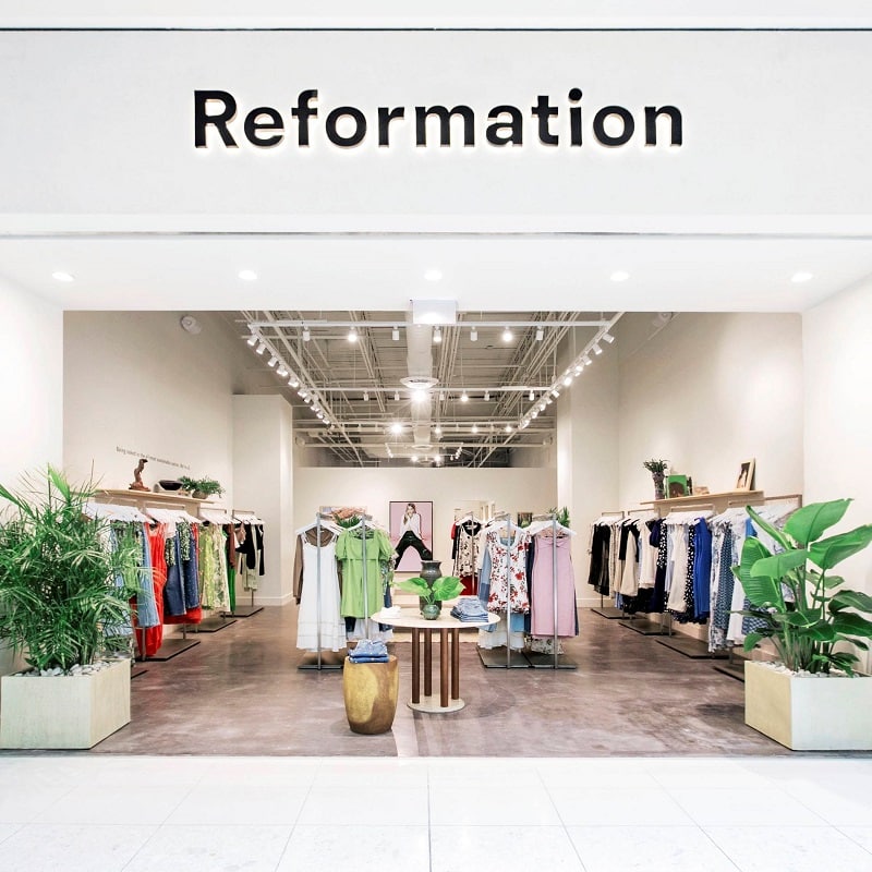 Stores Similar to H&M for Fashionable and Affordable Clothing 9 Stores Similar to H&M for Fashionable and Affordable Clothing