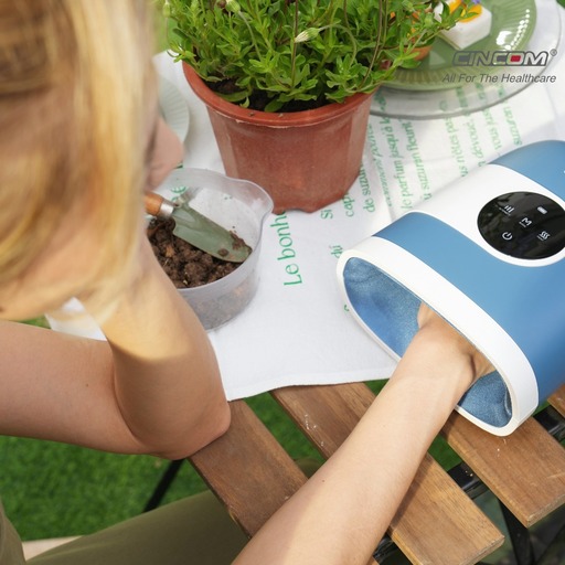 Cincom Review: Tired, Achy Hands? These Heated Massagers Will Make You Feel Like A New Person