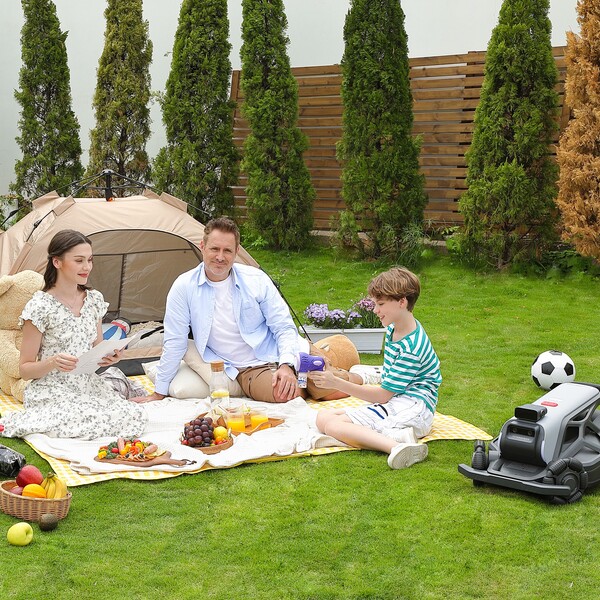 Airseekers Tron MULCHING Robotic Lawn Mower Review